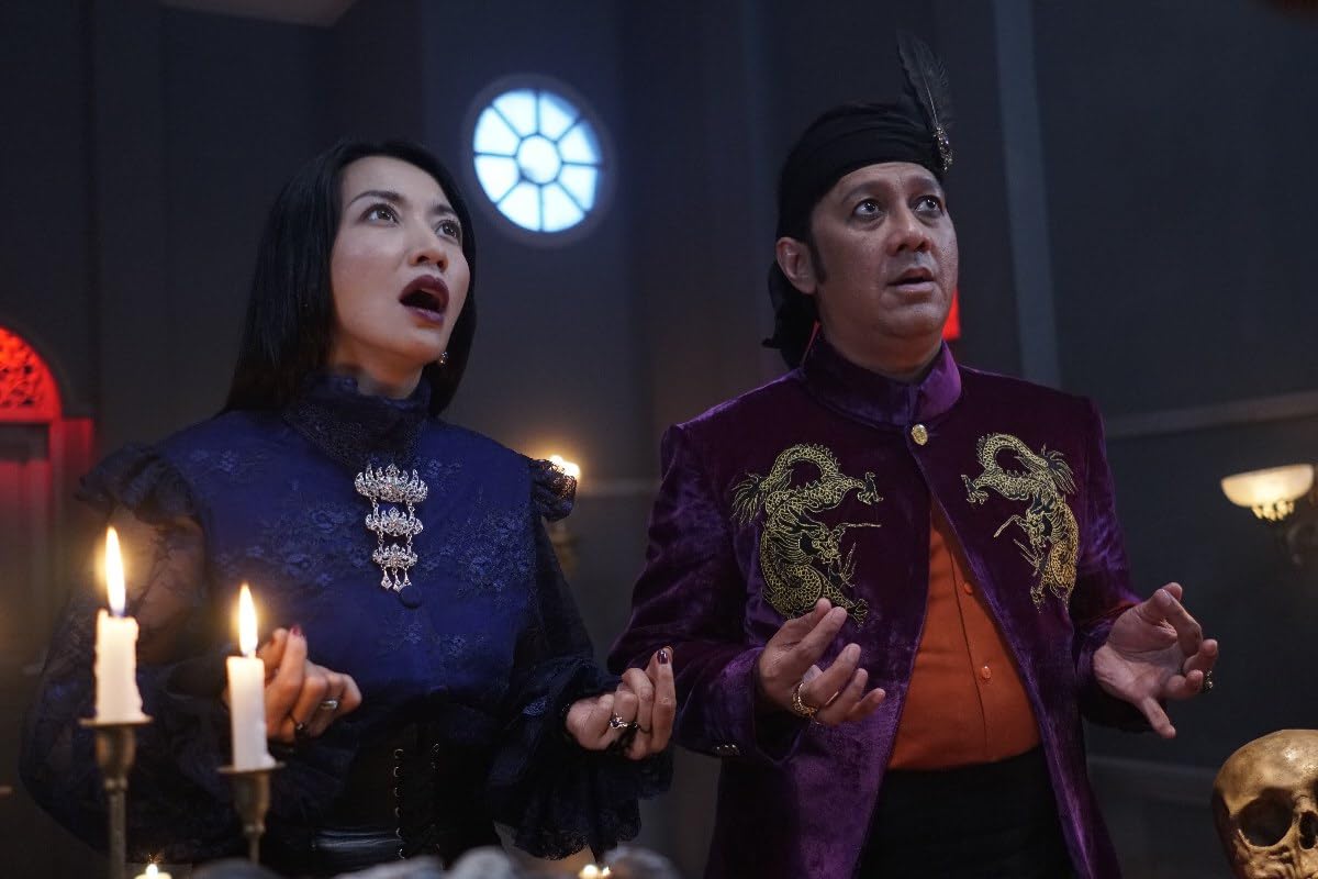 Comic 8 Revolution Santet K4binet2