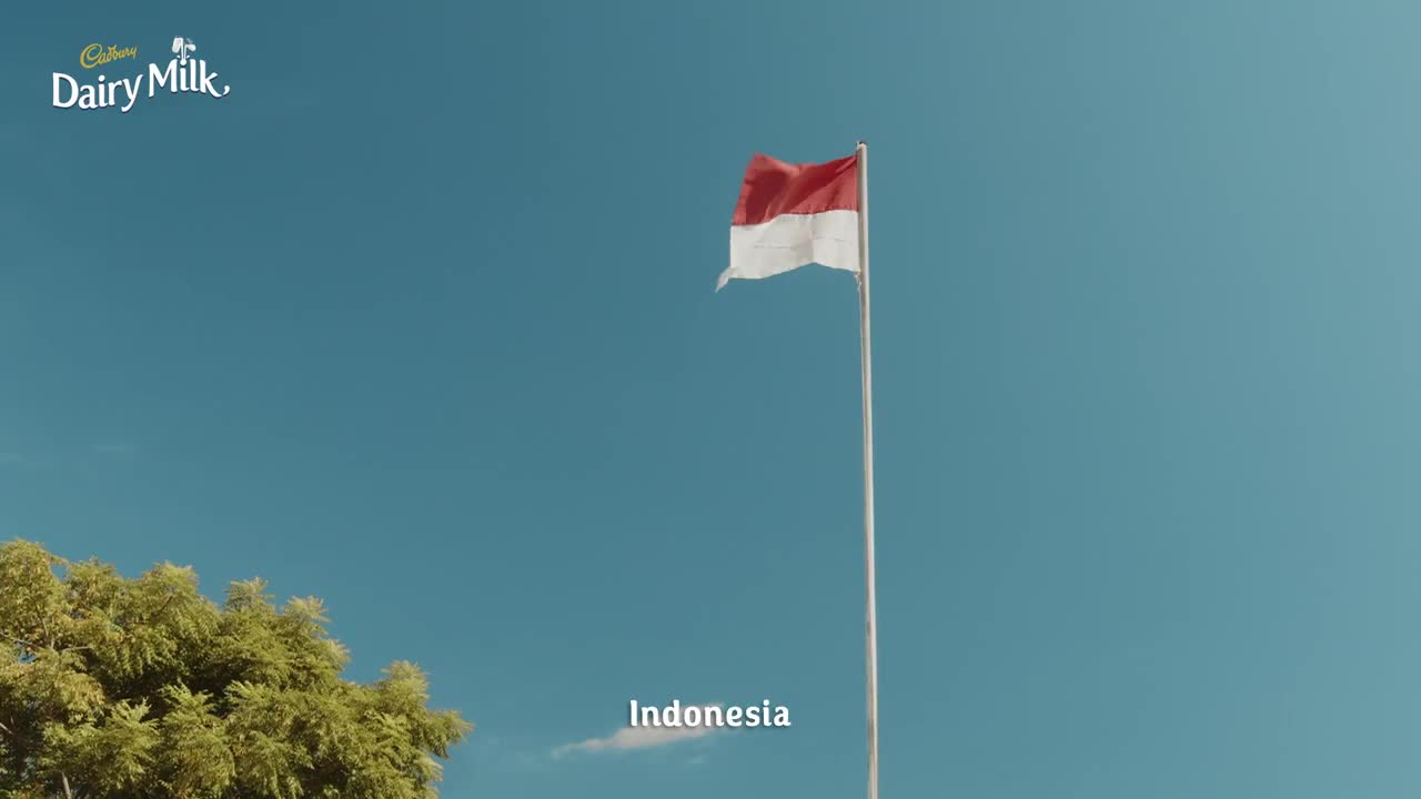 Cadbury-Dairy-Milk-Indonesia-Berbagi-Harapan-Dengan-Aksi-Langkah-Kecil-dari-Cadbury-untuk-Indonesia-ft-Nicholas-Saputra